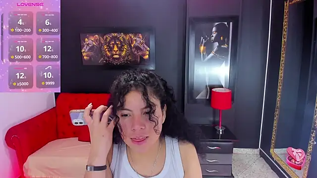 Snapshot of angelita_martins chatting on October 4, 2025, 8:21 pm angelita martins online show from October 4, 2025, 8:21 pm