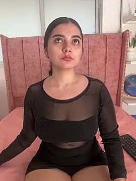 salomecute21 online show from April 2, 2026, 11:17 am