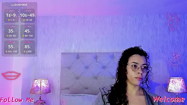 Pamelamiler   online show from March 25, 2026, 12:37 pm