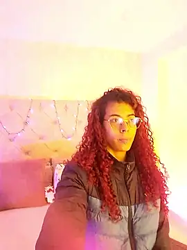 Pamelamiler   online show from January 8, 2026, 12:00 pm