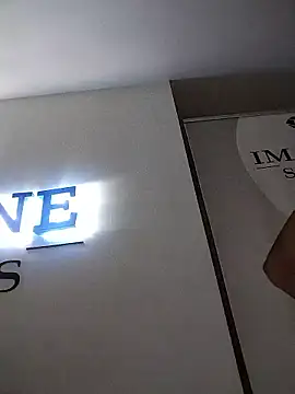 Pamelamiler   online show from January 10, 2026, 12:11 pm