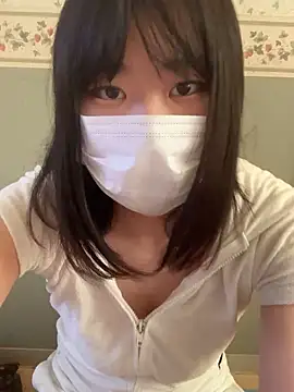 -SAKI-xx online show from October 3, 2025, 5:42 am