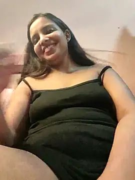 Snapshot of Maahhii_2 chatting on April 23, 2026, 12:50 am Maahhii 2 online show from April 23, 2026, 12:50 am