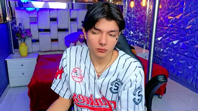 alandelrey57 online show from March 28, 2026, 7:15 pm