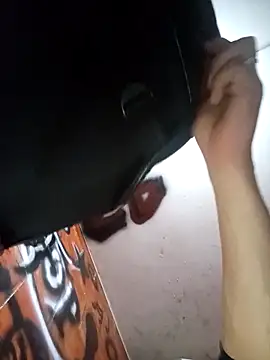 Snapshot of alexandercruz chatting on December 15, 2025, 11:10 pm alexandercruz online show from December 15, 2025, 11:10 pm