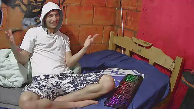 alexandercruz online show from March 29, 2026, 10:55 pm