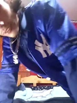 Snapshot of alexandercruz chatting on December 18, 2025, 6:51 am alexandercruz online show from December 18, 2025, 6:51 am