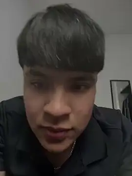 Snapshot of Barrx0018 chatting on February 5, 2026, 8:15 pm Barrx0018 online show from February 5, 2026, 8:15 pm