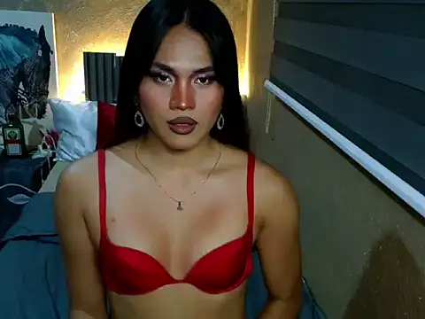 YllanaAltheaXxX online show from April 16, 2026, 4:13 am