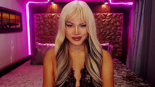 YllanaAltheaXxX online show from November 2, 2025, 4:28 am