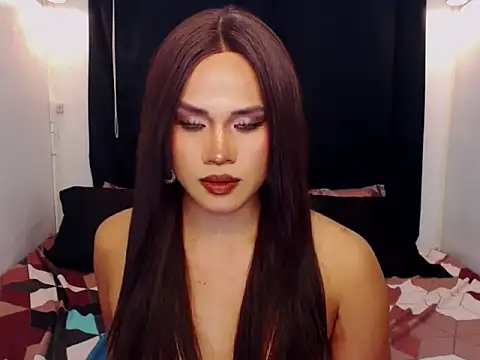 YllanaAltheaXxX online show from February 10, 2026, 1:37 am