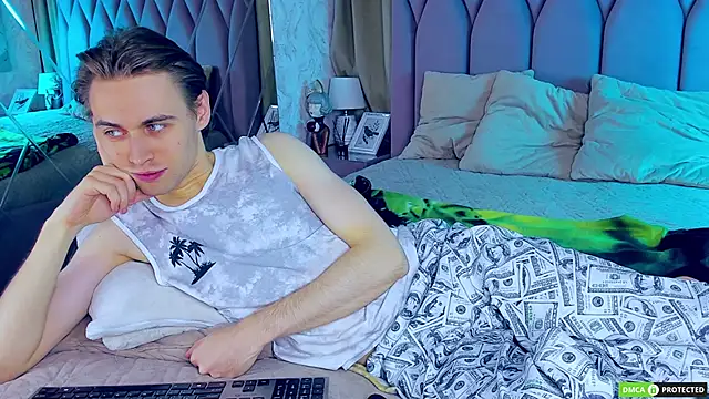 WilliamDyson online show from November 17, 2025, 3:21 am