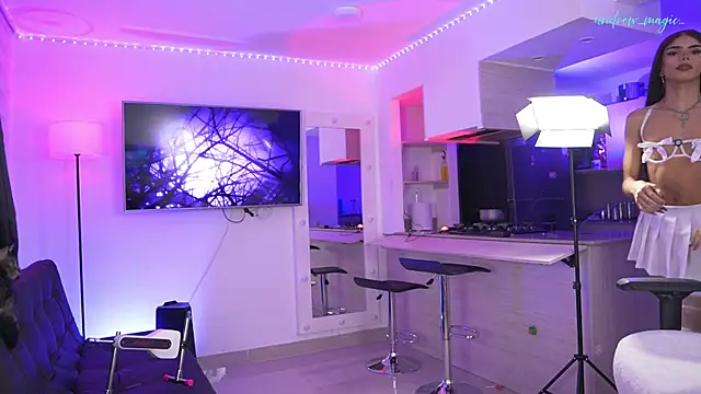 andrea magic69 online show from September 23, 2025, 4:19 am