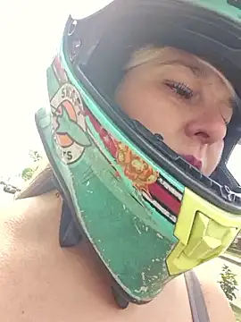 Fernandar2025 online show from December 16, 2025, 2:54 pm