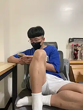 Allen20y online show from June 19, 2026, 3:18 pm