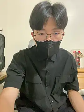 Allen20y online show from July 24, 2026, 2:46 pm