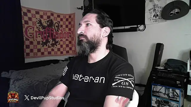 Snapshot of DevilPup75_ chatting on February 22, 2026, 4:37 am DevilPup75 online show from February 22, 2026, 4:37 am