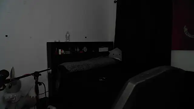 Snapshot of DevilPup75_ chatting on May 14, 2026, 5:26 am DevilPup75 online show from May 14, 2026, 5:26 am