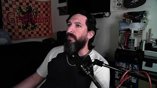 Snapshot of DevilPup75_ chatting on April 3, 2026, 3:46 am DevilPup75 online show from April 3, 2026, 3:46 am