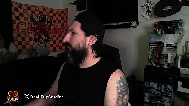 Snapshot of DevilPup75_ chatting on March 31, 2026, 6:15 am DevilPup75 online show from March 31, 2026, 6:15 am