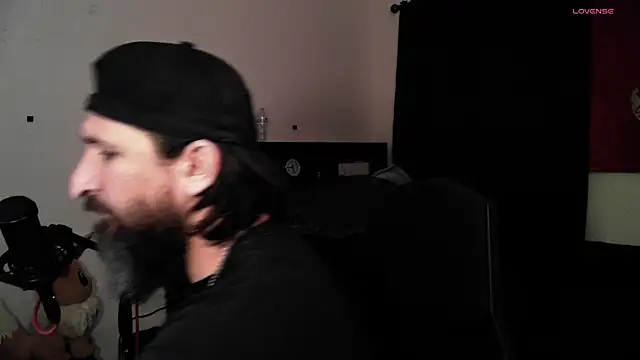 Snapshot of DevilPup75_ chatting on May 4, 2026, 3:10 am DevilPup75 online show from May 4, 2026, 3:10 am
