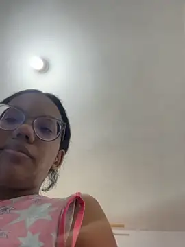 Valen1800 online show from November 27, 2025, 2:01 am