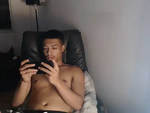 Asian gregor online show from May 29, 2026, 8:37 pm