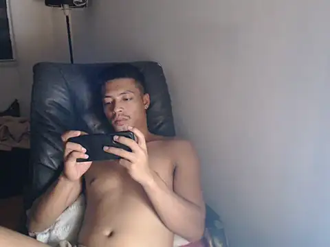 Asian gregor online show from May 31, 2026, 6:09 pm