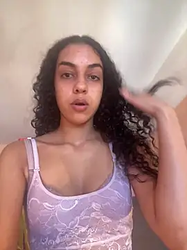 Snapshot of Sora_pasquale chatting on October 14, 2025, 8:48 am Sora pasquale online show from October 14, 2025, 8:48 am