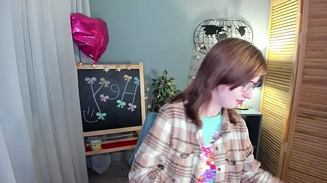 Madelaineses online show from November 6, 2025, 9:13 am