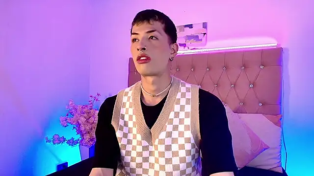 OzorioDany online show from November 3, 2025, 4:50 am