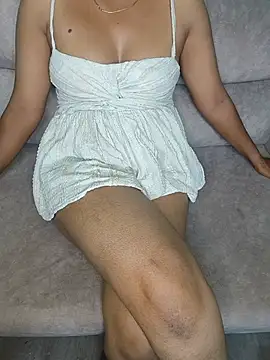 Tamilpallavi online show from July 4, 2026, 2:10 pm