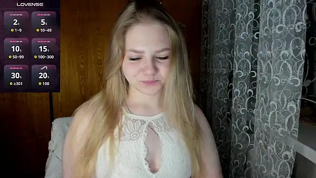 AlinaMors online show from November 27, 2025, 9:15 pm