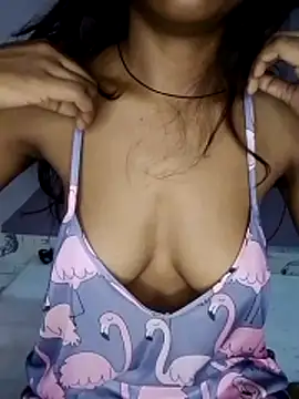 Mona Lucky online show from April 14, 2026, 2:49 am