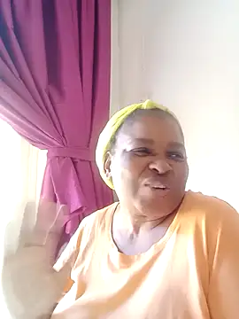 Snapshot of Love-Racheal75 chatting on October 25, 2025, 7:18 am Love-Racheal75 online show from October 25, 2025, 7:18 am