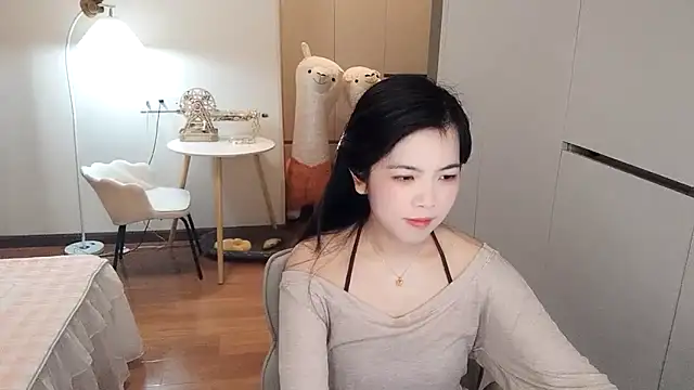 XiaoAnQi online show from November 9, 2025, 12:42 pm