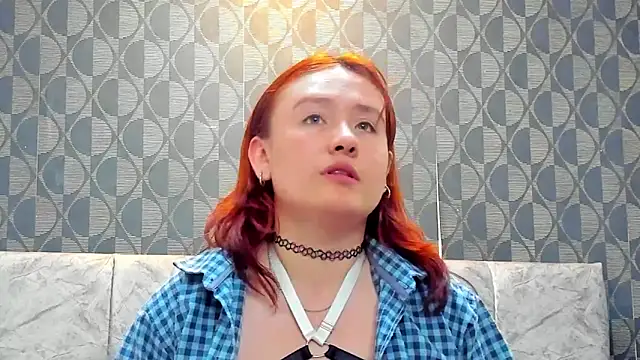 AliaMiller  online show from September 30, 2025, 11:33 pm