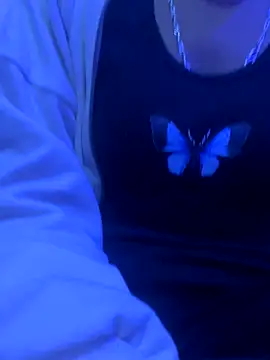 sakshi5533 online show from December 1, 2025, 3:13 pm