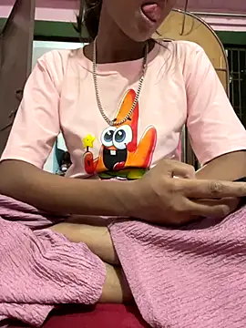 sakshi5533 online show from November 3, 2025, 5:49 pm