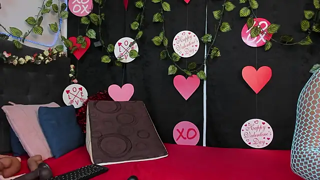 Snapshot of Delilah_85 chatting on February 13, 2026, 10:21 pm Delilah 85 online show from February 13, 2026, 10:21 pm