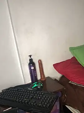 Snapshot of luisahot_9727 chatting on November 19, 2025, 7:19 am luisahot 9727 online show from November 19, 2025, 7:19 am