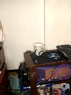 Snapshot of luisahot_9727 chatting on November 11, 2025, 6:19 am luisahot 9727 online show from November 11, 2025, 6:19 am