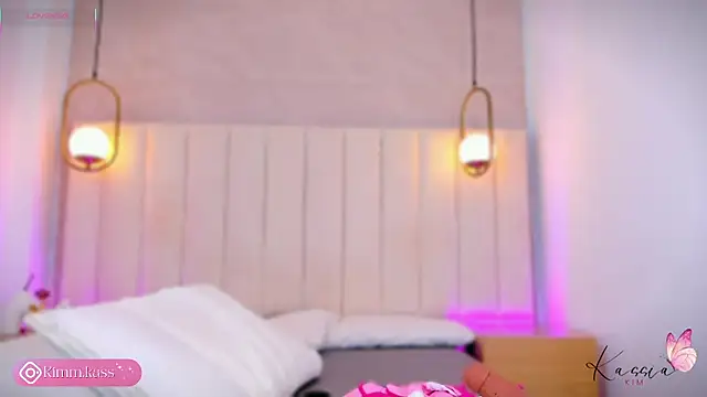 kassia kim online show from January 11, 2026, 4:14 pm