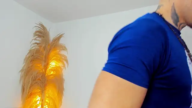 Snapshot of Kieran_kian chatting on February 27, 2026, 12:11 am Kieran kian online show from February 27, 2026, 12:11 am