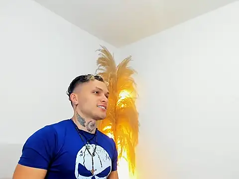 Snapshot of Kieran_kian chatting on February 17, 2026, 1:03 am Kieran kian online show from February 17, 2026, 1:03 am