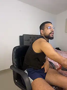 vincentjaxon online show from November 6, 2025, 10:41 am