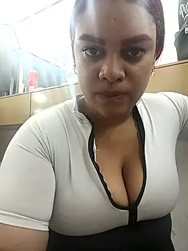 Snapshot of nathaliamiller chatting on February 7, 2026, 7:33 pm nathaliamiller online show from February 7, 2026, 7:33 pm