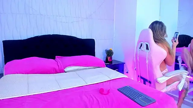 LilaRoussexx online show from September 8, 2025, 3:00 pm