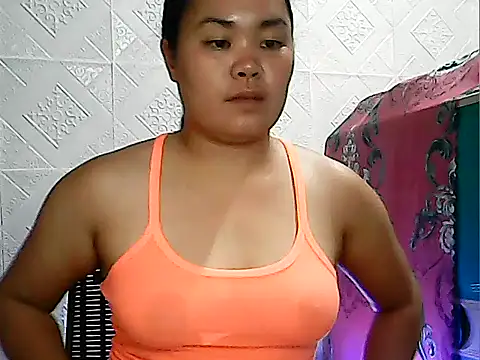 CreamyPussy4uxx online show from March 31, 2026, 11:45 am