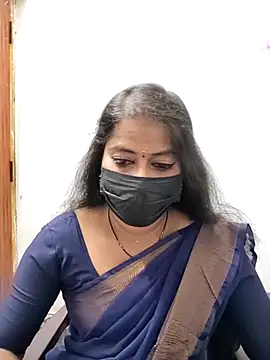 Snapshot of tamil_Sigappu_Roja chatting on May 8, 2026, 12:47 am tamil Sigappu Roja online show from May 8, 2026, 12:47 am